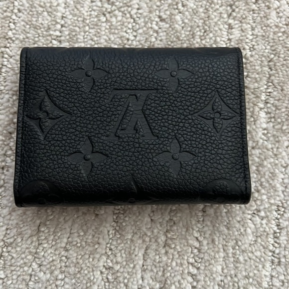 Authentic Louis Vuitton leather card holder - Picture 3 of 7